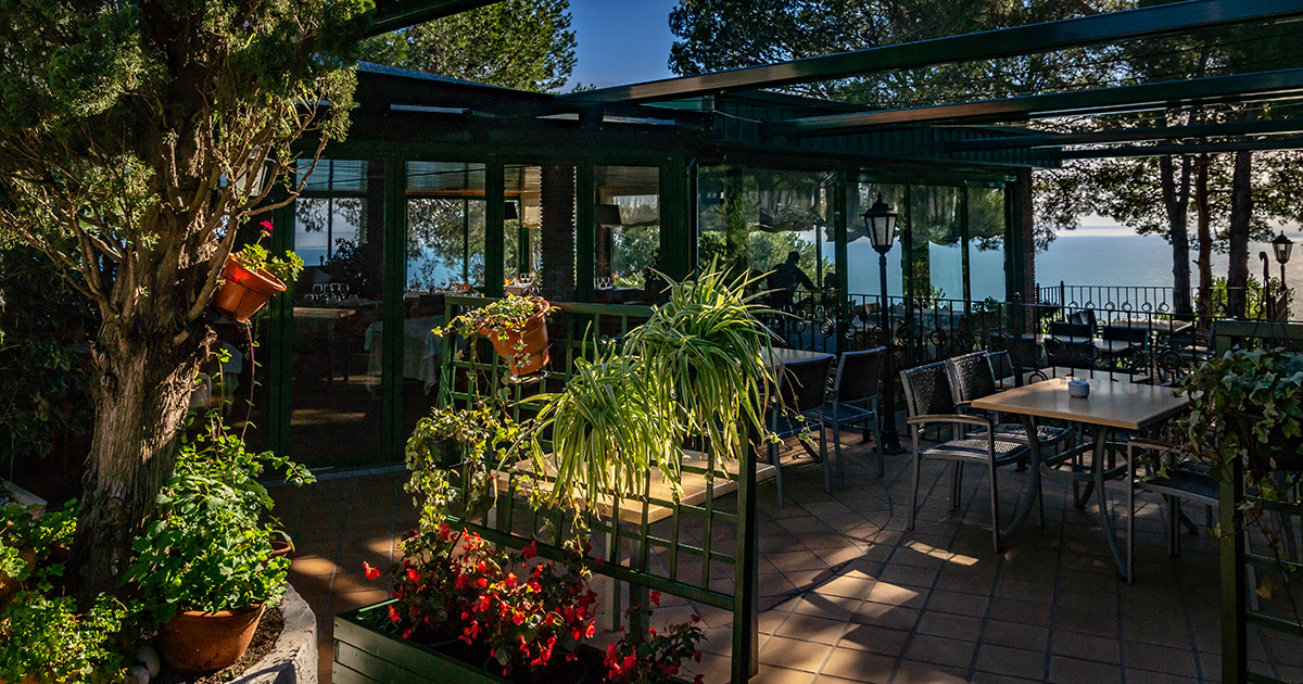 Asociación empresarios Alcala Alcossebre El Pinar jardín