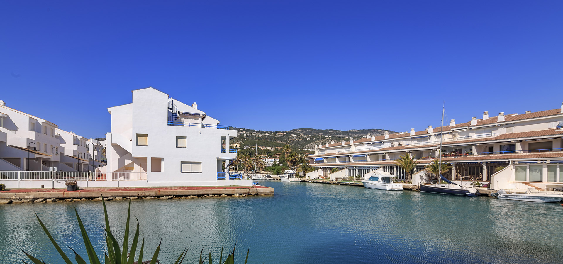 Asociación empresarios alojamiento de calidad apartamentos, Las Fuentes